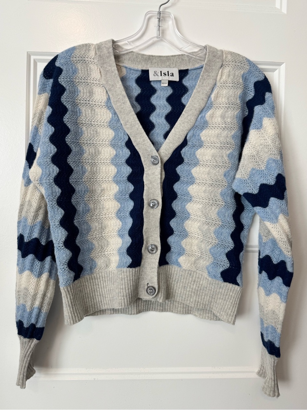 &Isla Wavy Stripe Knit Cashmere Cardigan Sweater – Blue, Cream & Gray